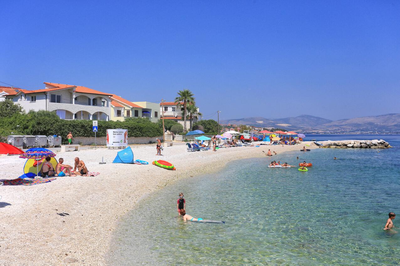 La spiaggia più vicina - Appartamenti accanto al mare per famiglie Slatine, Bua - Čiovo