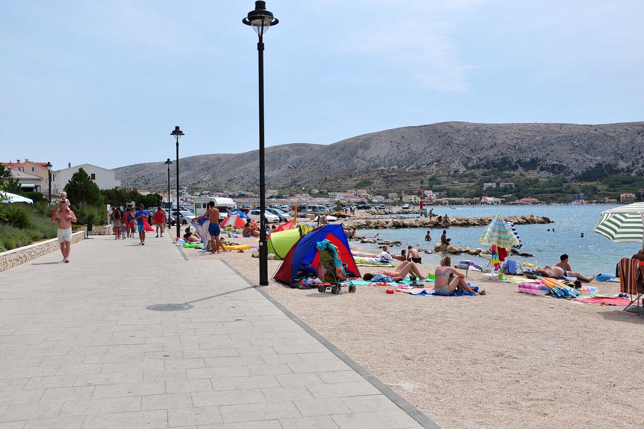 Den närmaste badstranden - Lägenheter och rum vid havet Pag