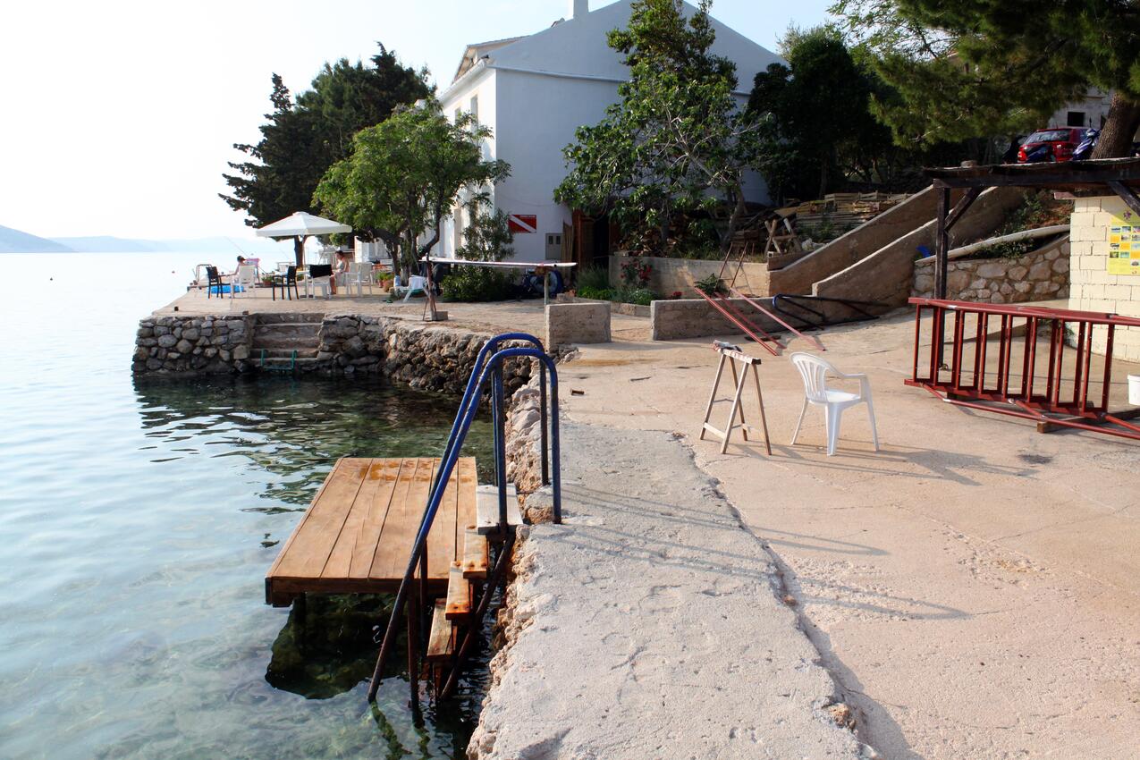 Najbliža plaža - Apartmani uz more Stara Novalja, Pag