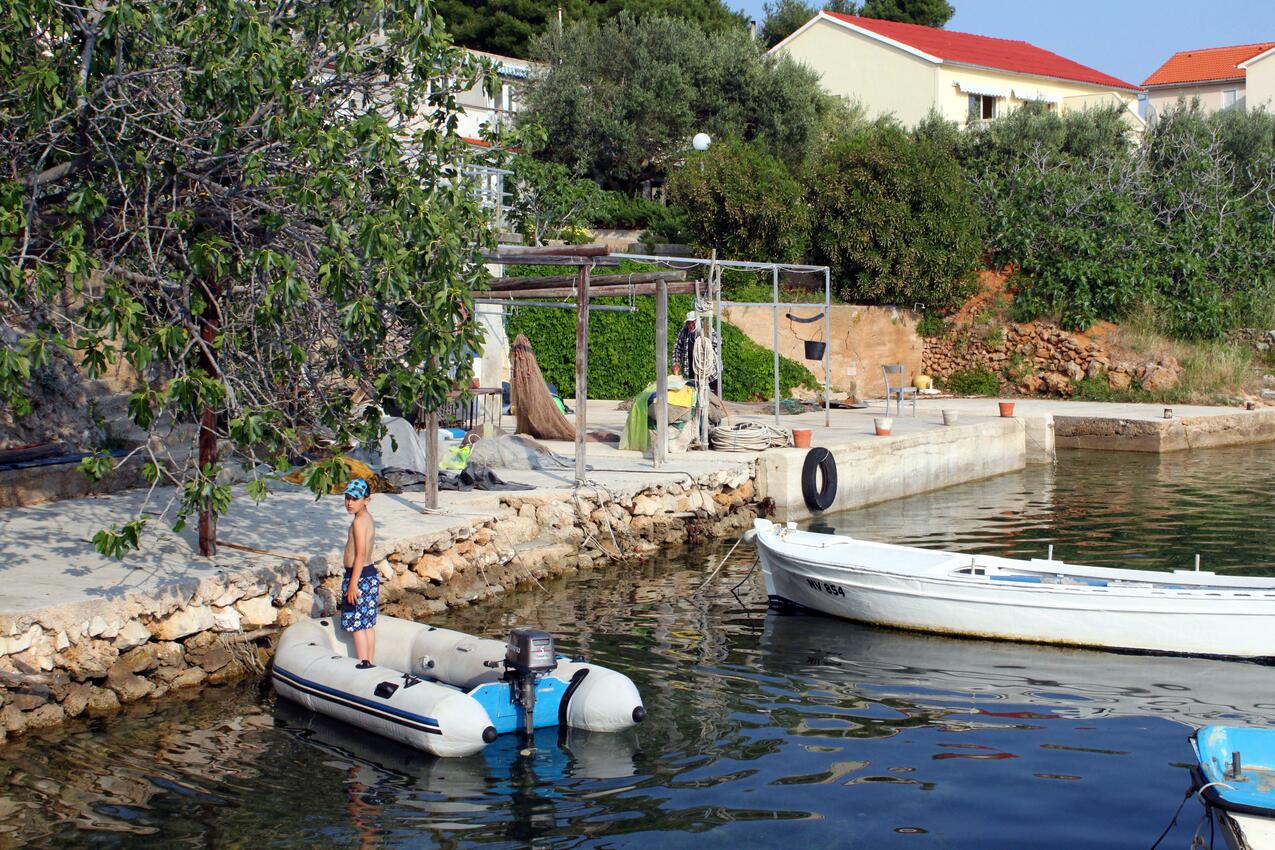 Najbliža plaža - Apartmani uz more Stara Novalja, Pag