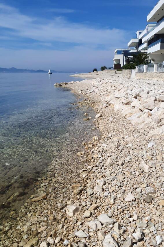 Nejbližší pláž - Rodinné apartmány u moře Sukošan, Zadar