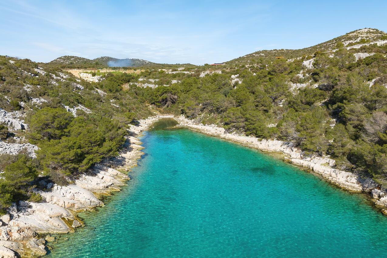 La spiaggia più vicina - Casa dei pescatori accanto al mare Baia Triluke, Pasman