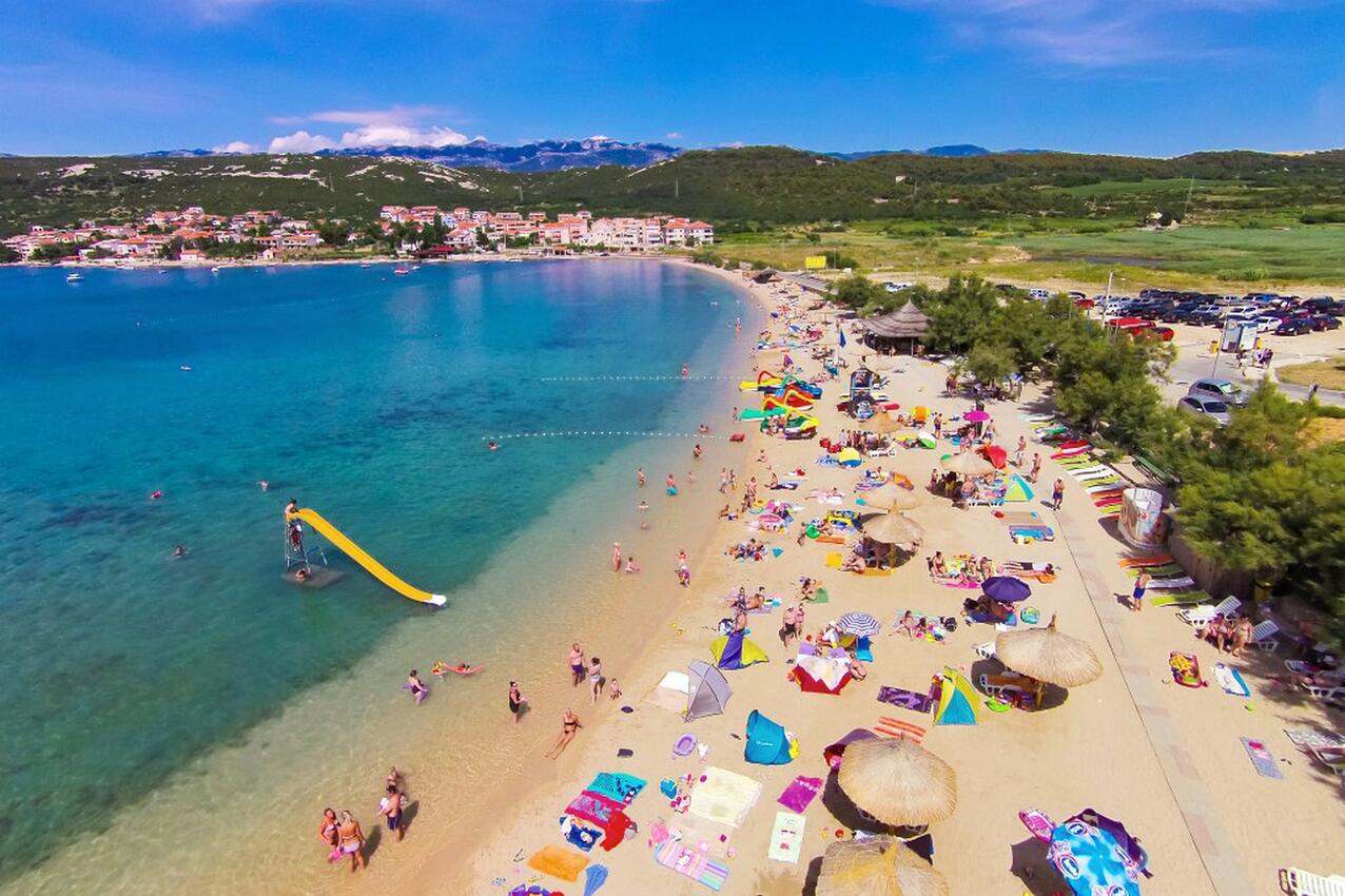 Nächster Strand - Ferienwohnungen mit Pool für Familien Novalja, Pag