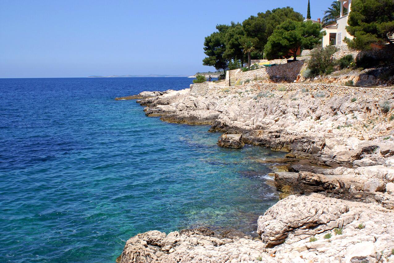 La spiaggia più vicina - Appartamenti con parcheggio Bilo, Capocesto - Primošten