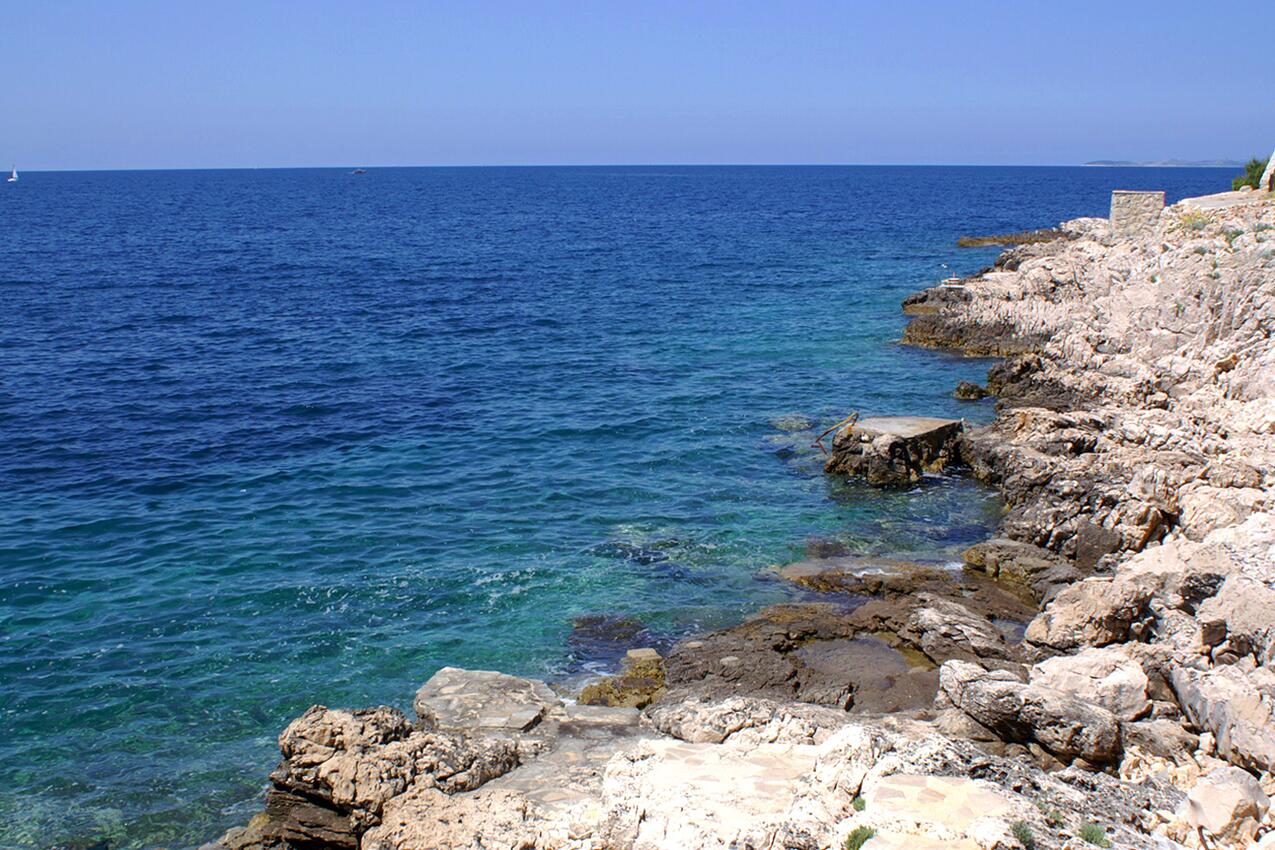 La spiaggia più vicina - Appartamenti con parcheggio Bilo, Capocesto - Primošten