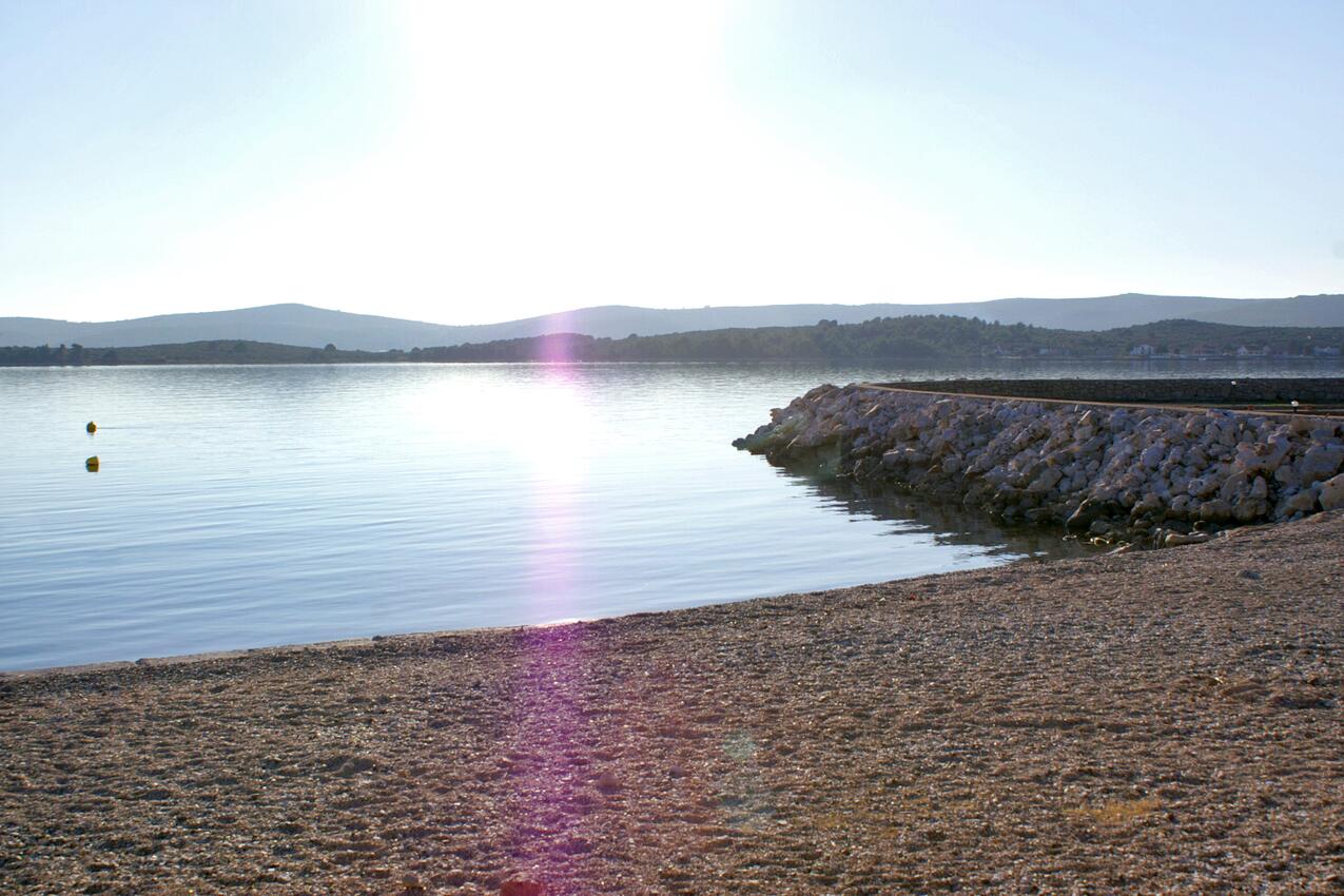 Nächster Strand - Ferienwohnungen am Meer Turanj, Biograd