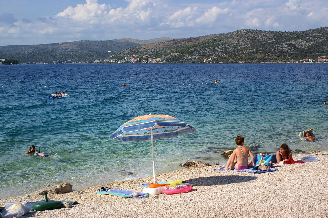 La spiaggia più vicina - Appartamenti accanto al mare Razanj, Rogosnizza - Rogoznica