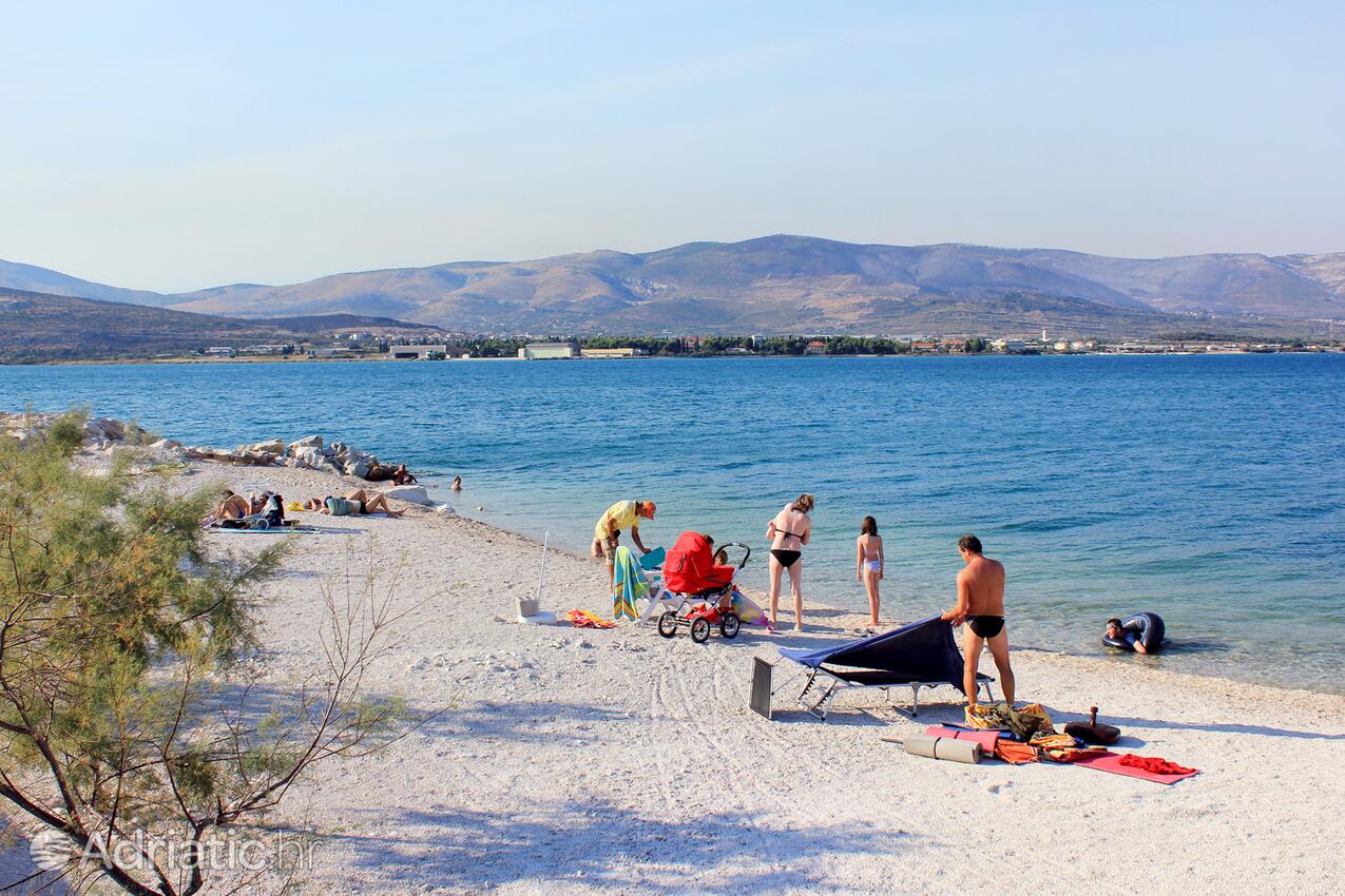Nearest beach - Apartments by the sea Arbanija, Čiovo