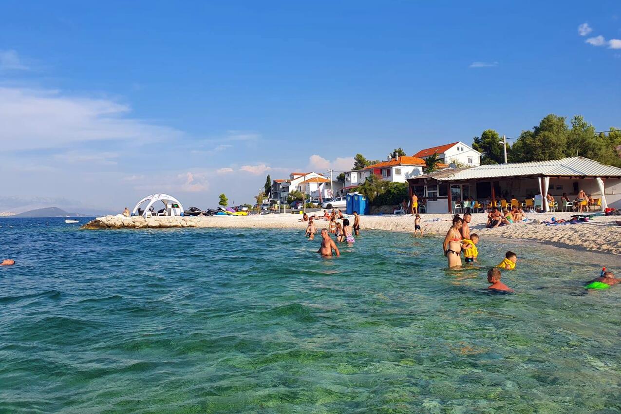 Nearest beach - Apartments by the sea Arbanija, Čiovo