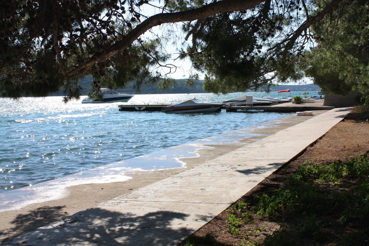 Plaja cea mai apropiata - Apartamente lângă mare Tisno, Murter