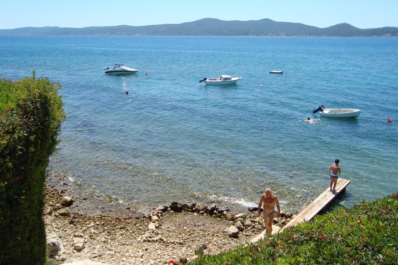 La spiaggia più vicina - Appartamenti accanto al mare San Cassiano - Sukošan, Zara - Zadar