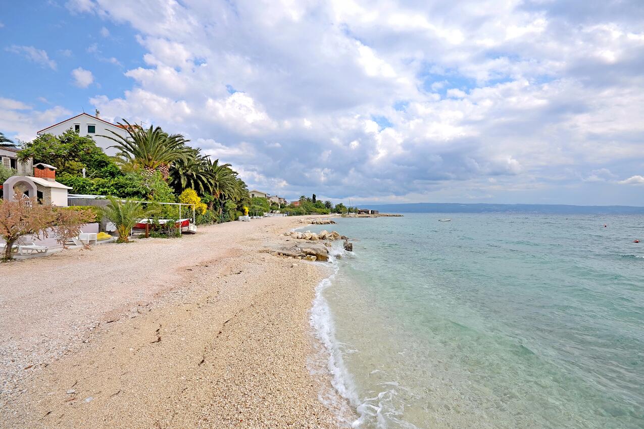 Playa más cercana - Apartamentos junto al mar Podstrana, Split