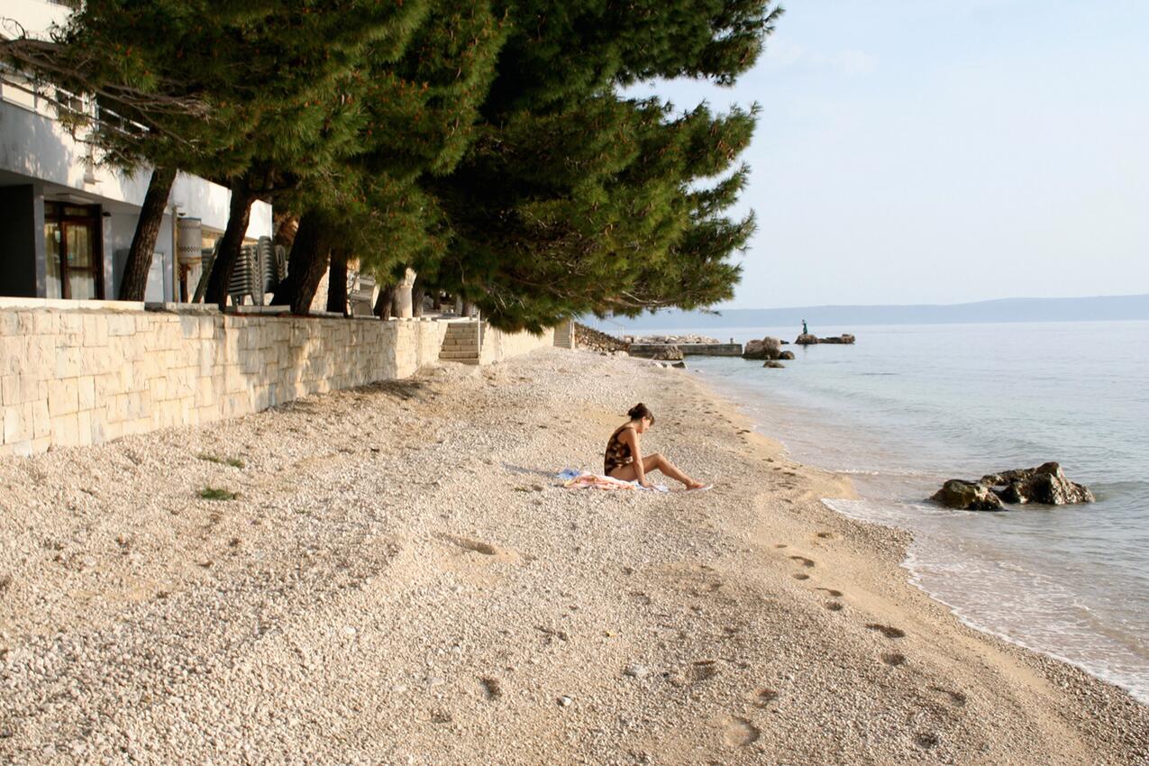 Nejbližší pláž - Apartmány s parkovištěm Podgora, Makarská - Makarska