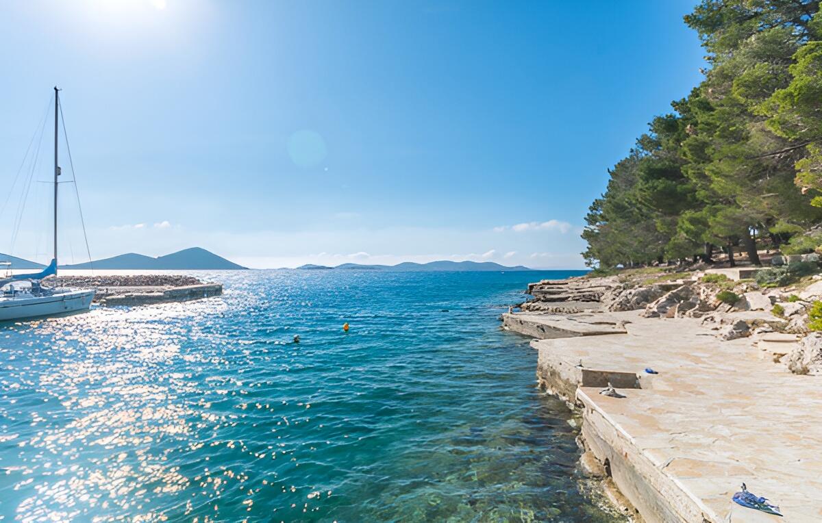 La spiaggia più vicina - Appartamenti accanto al mare Drage, Biograd