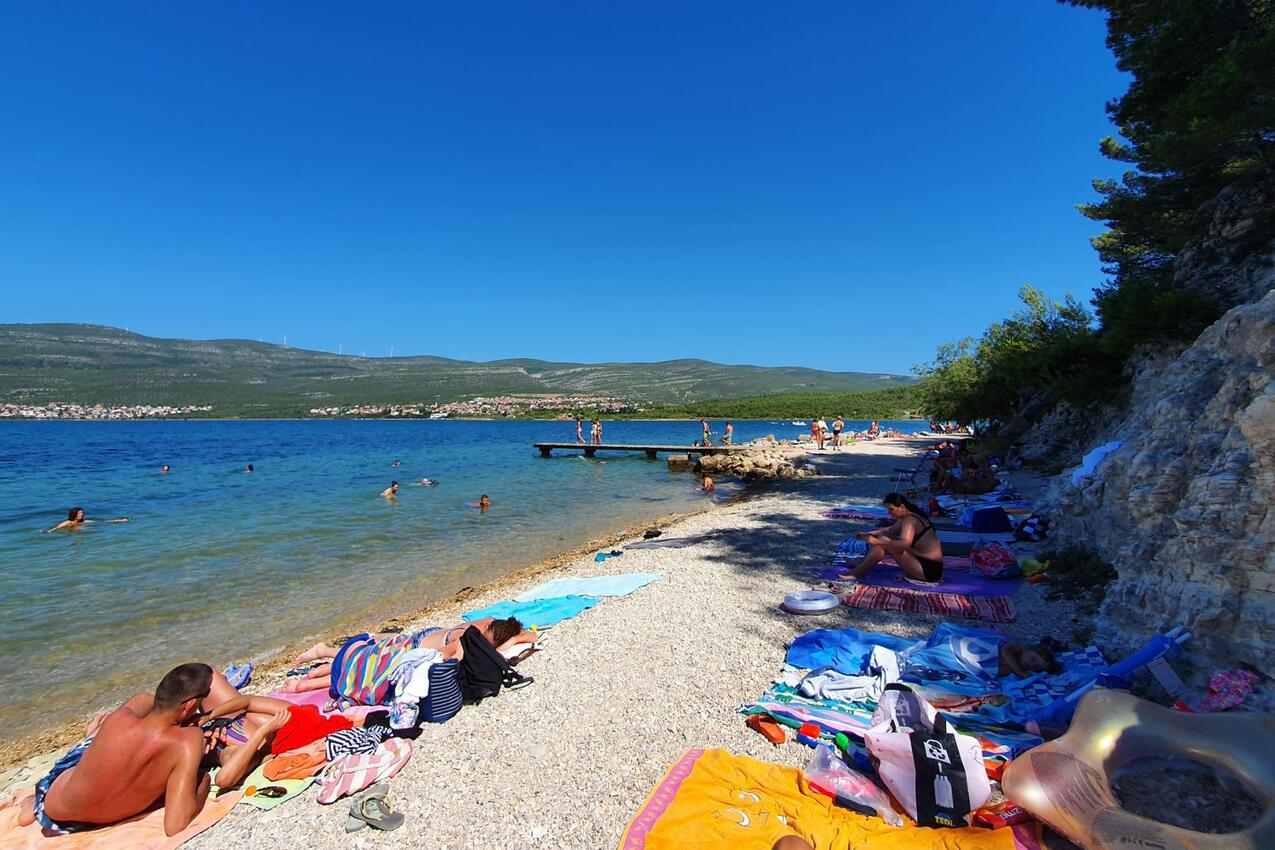 La spiaggia più vicina - Appartamenti con parcheggio Donji Karin, Novigrad