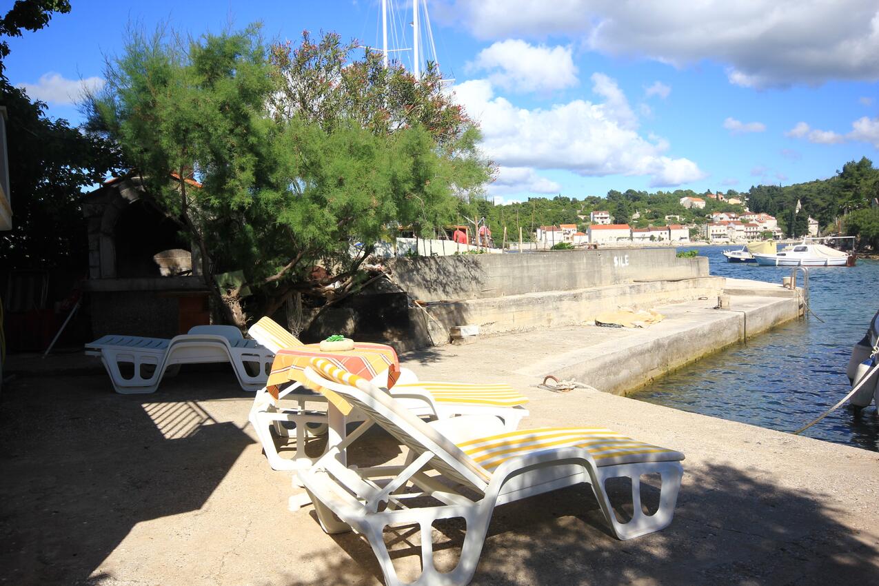Nächster Strand - Ferienwohnungen mit Parkplatz Racisce, Korcula