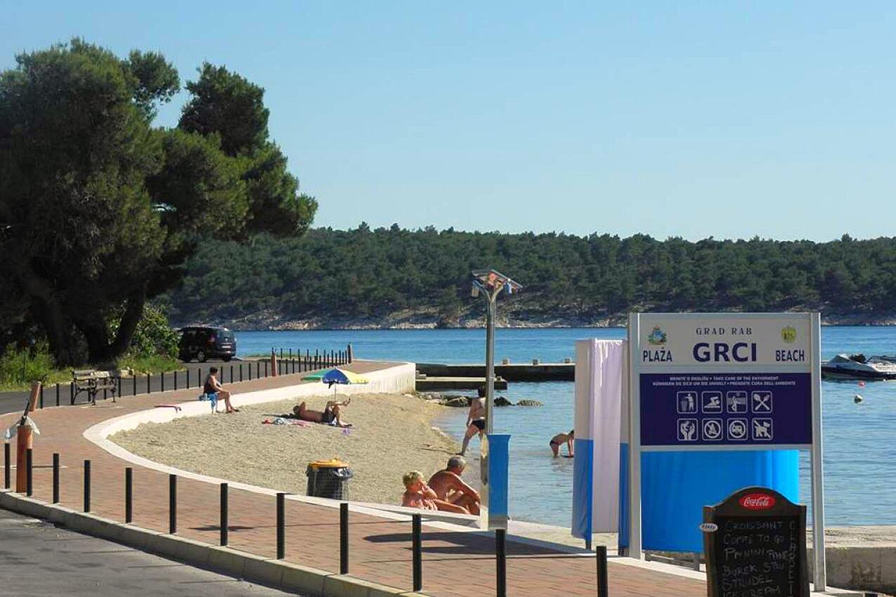 Nächster Strand - Ferienwohnungen am Meer Barbat, Rab