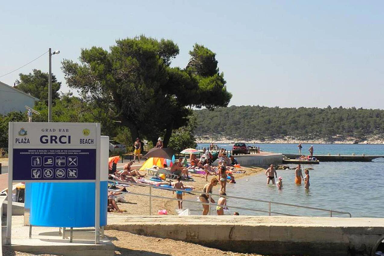 Nächster Strand - Ferienwohnungen am Meer Barbat, Rab