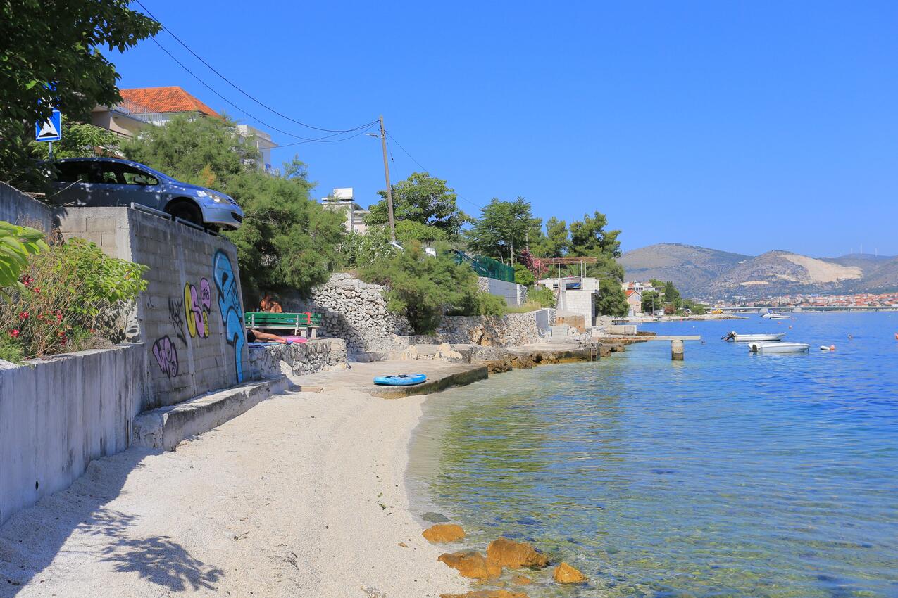 Nearest beach - Apartments by the sea Mastrinka, Čiovo