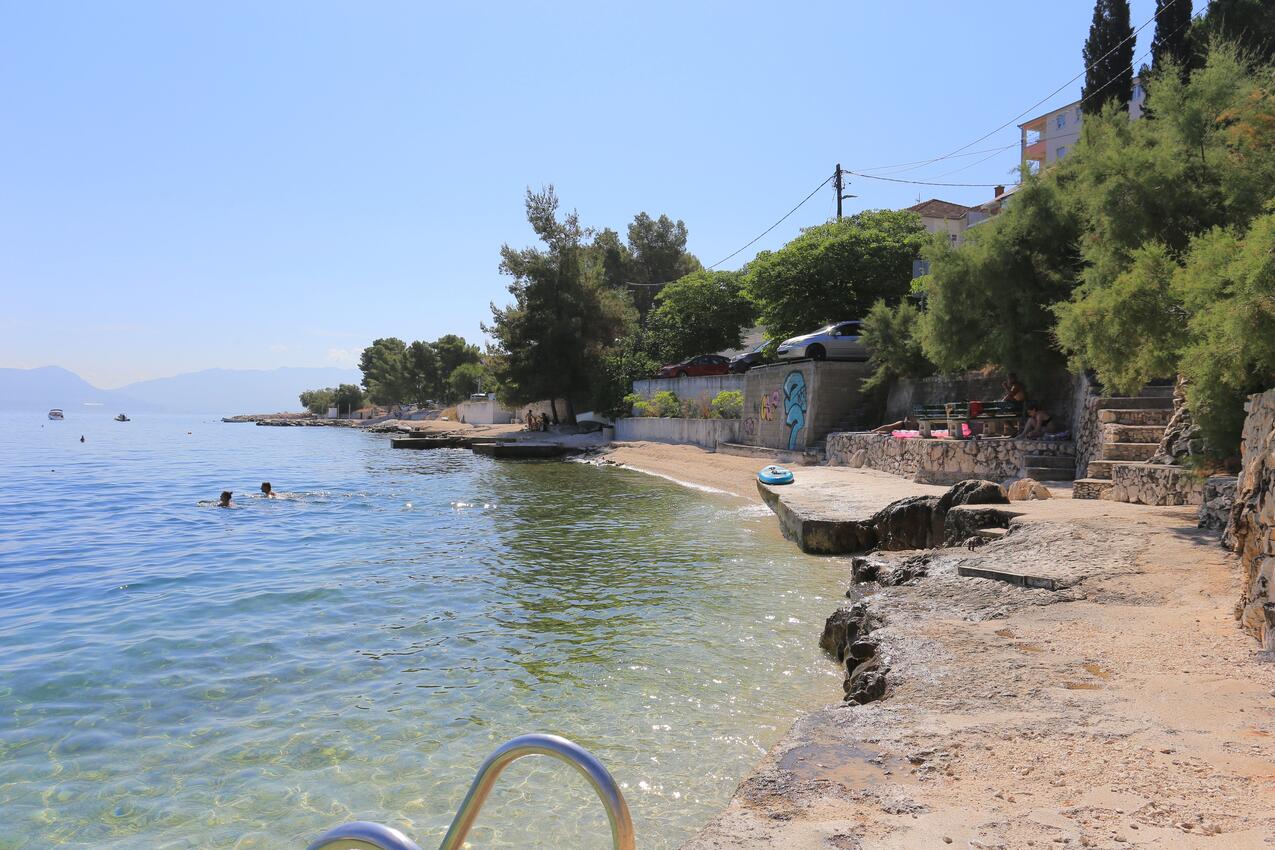 Nearest beach - Apartments by the sea Mastrinka, Čiovo