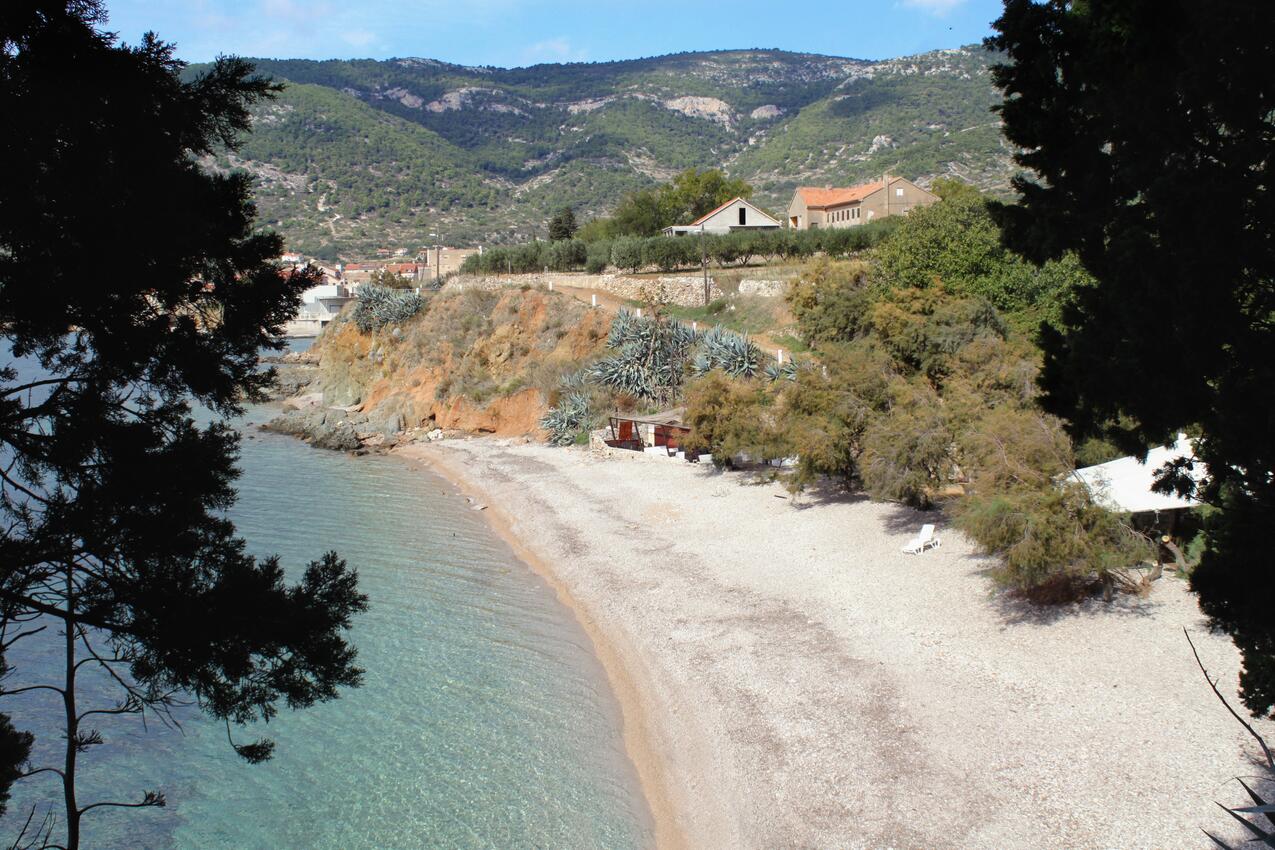 La spiaggia più vicina - Appartamenti con parcheggio Comisa - Komiža, Lissa - Vis