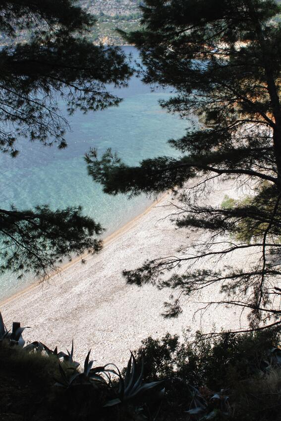 La spiaggia più vicina - Appartamenti con parcheggio Comisa - Komiža, Lissa - Vis