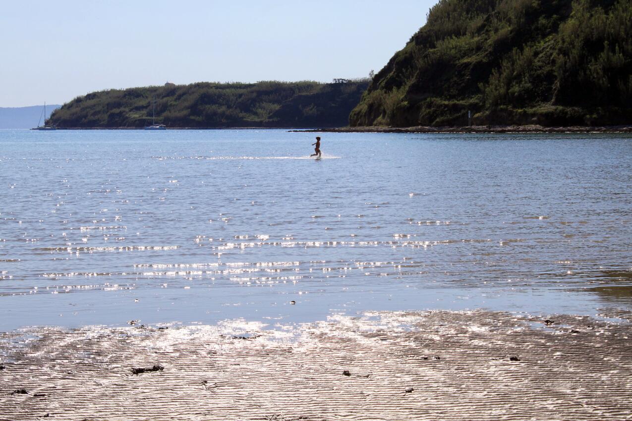 La spiaggia più vicina - Appartamenti accanto al mare per famiglie Sansego - Susak, Lussino - Lošinj