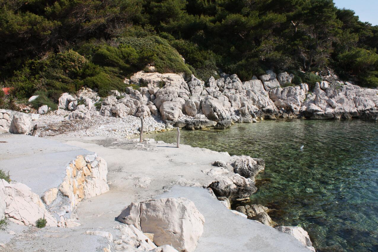 La spiaggia più vicina - Appartamenti e camere accanto al mare Baia Saplunara, Mljet