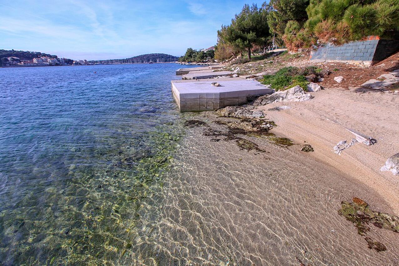 Nearest beach - Apartments by the sea Rogoznica