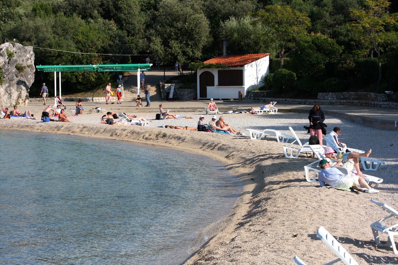Nearest beach - Apartments with parking spaces Dubrovnik