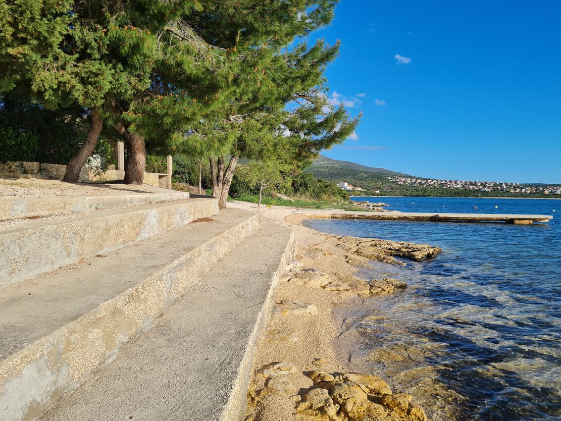 La spiaggia più vicina - Appartamenti con parcheggio Gornji Karin, Novigrad