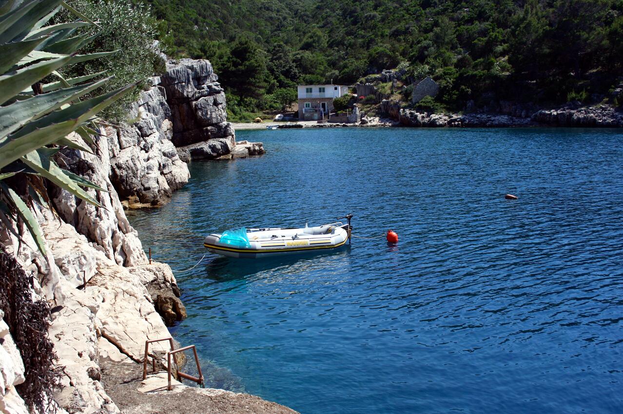 La spiaggia più vicina - Appartamenti accanto al mare Baia Pokrivenik, Lesina - Hvar