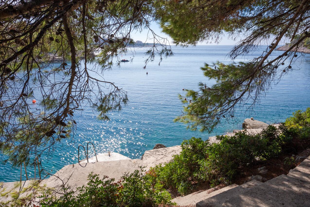 Nearest beach - Apartments by the sea Ražanj, Rogoznica
