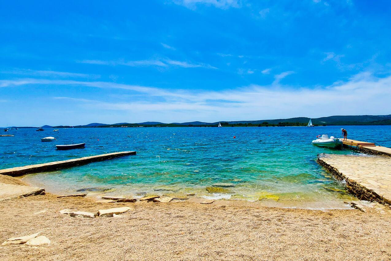 La spiaggia più vicina - Casa vacanze accanto al mare Torrette - Turanj, Biograd