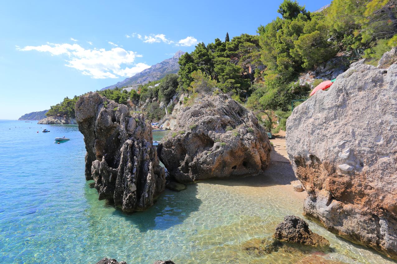 La spiaggia più vicina - Appartamenti con parcheggio Pisak, Almissa - Omiš