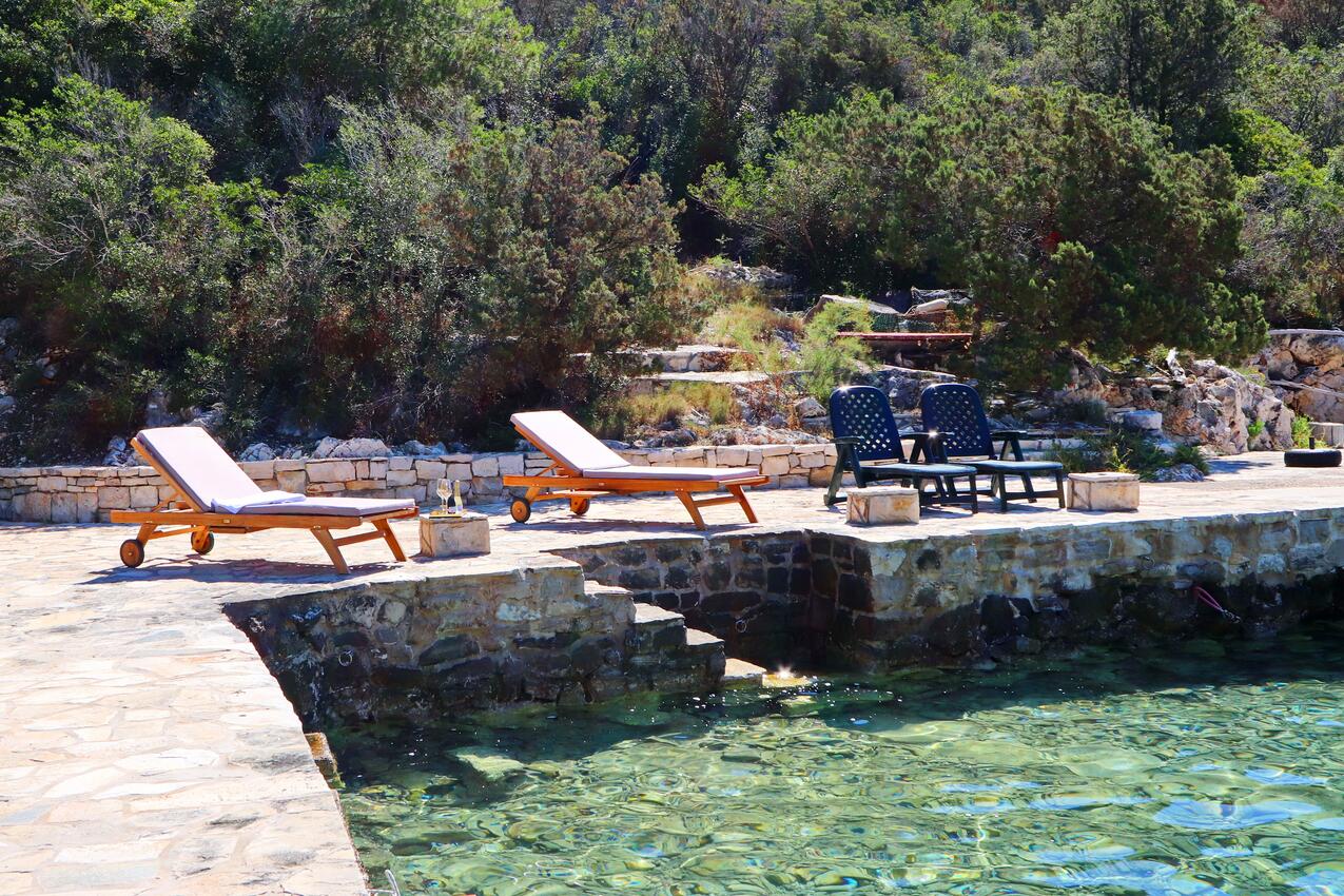 Nächster Strand - Haus am Meer mit Pool für Familien Bucht Slatina, Korcula