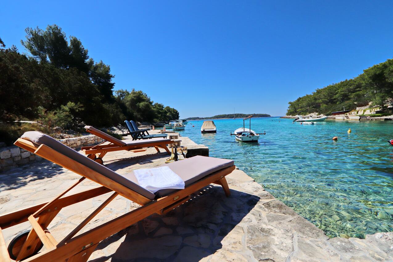 Nächster Strand - Haus am Meer mit Pool für Familien Bucht Slatina, Korcula