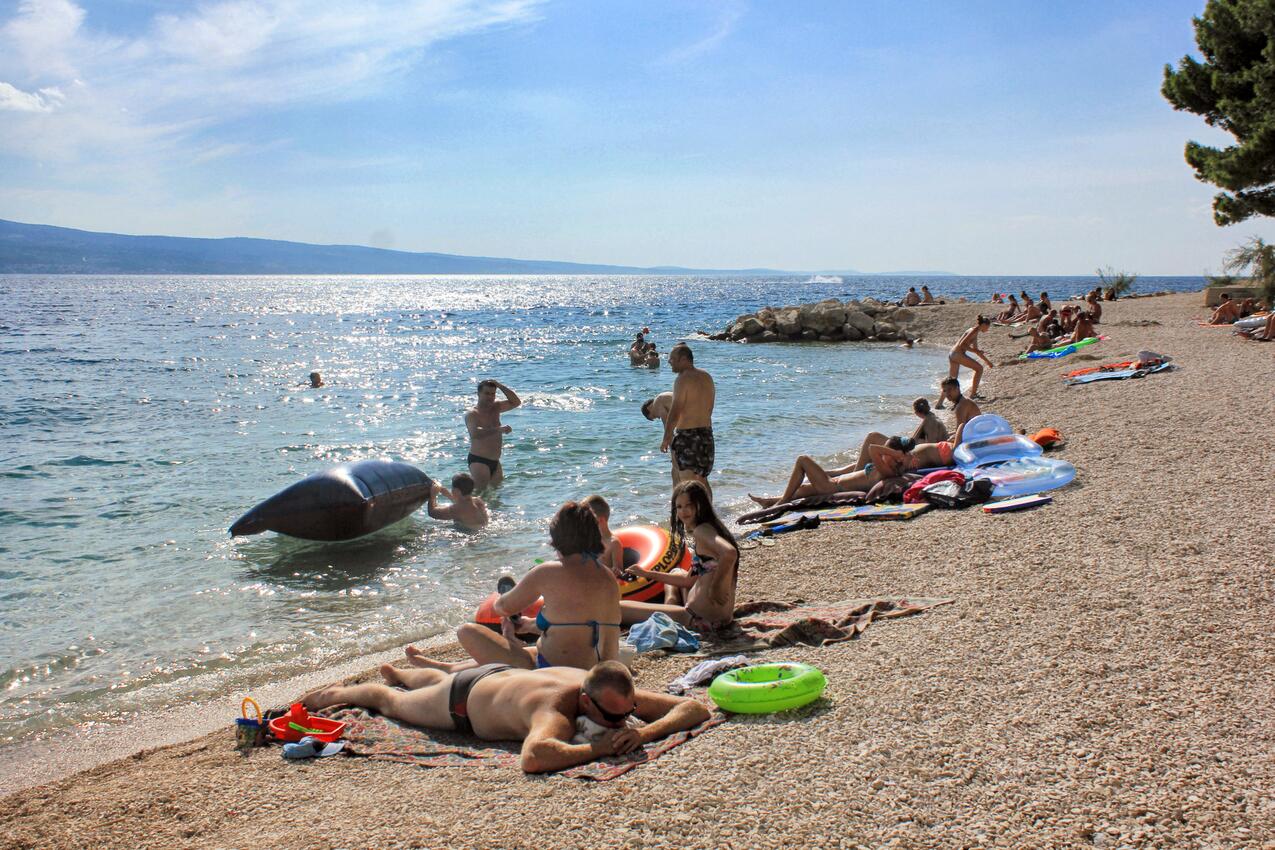 Najbliža plaža - Apartmani uz more Nemira, Omiš