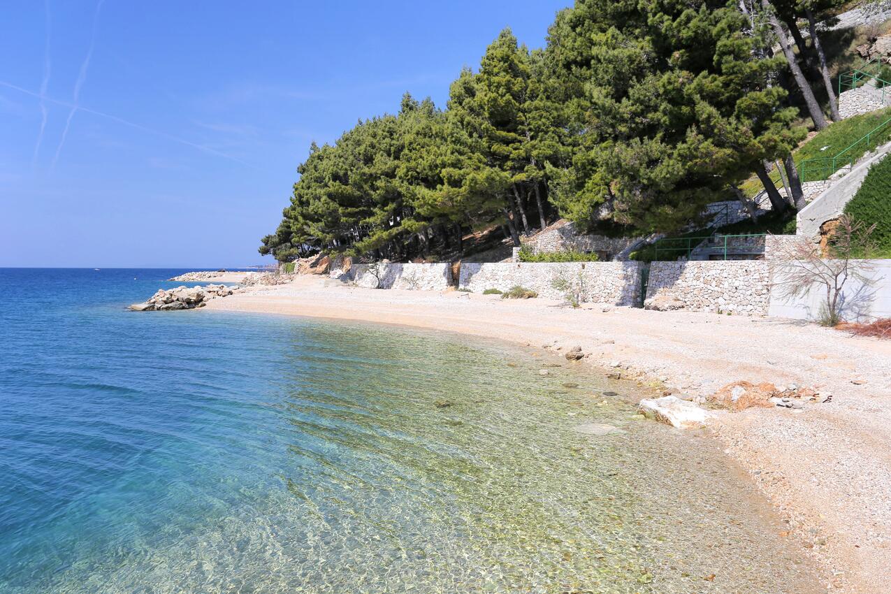 Najbliža plaža - Apartmani uz more Nemira, Omiš
