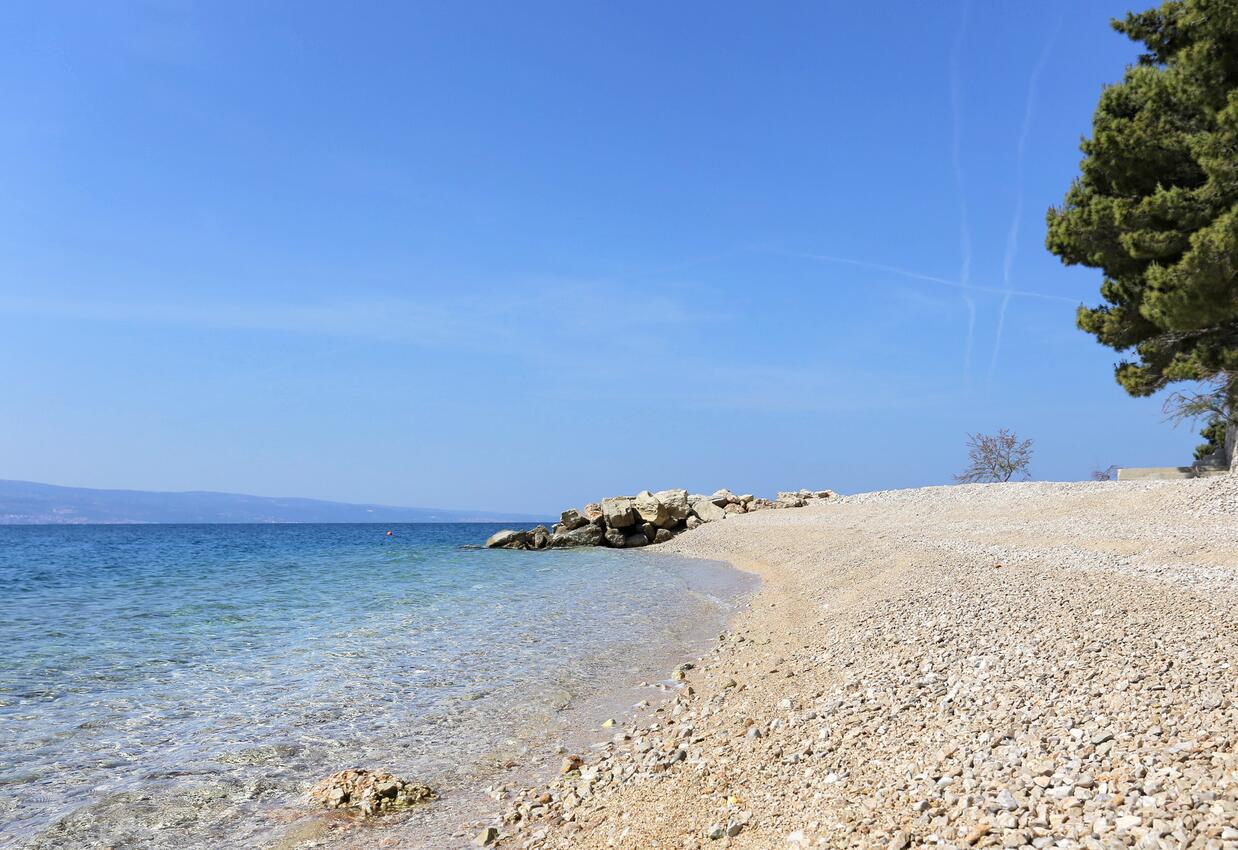 Najbliža plaža - Apartmani uz more Nemira, Omiš