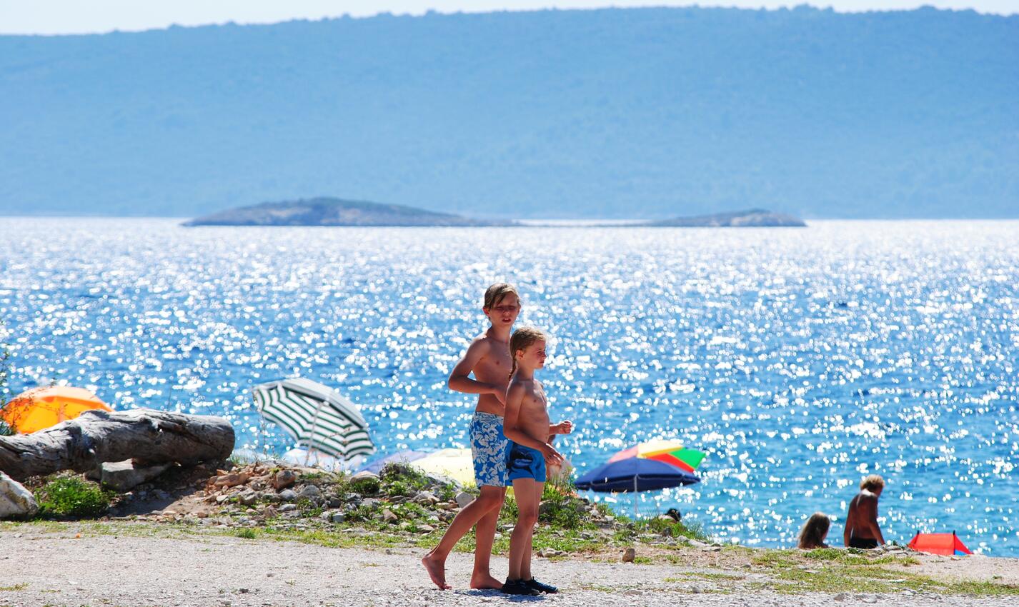 Nächster Strand - Ferienwohnungen am Meer Okrug Donji, Ciovo