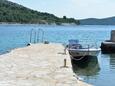 Der Strand  im Ort Žižanj, Pašman.