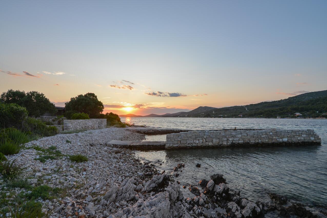 Najbliža plaža - Ribarska kuća za odmor uz more Uvala Žižanj, Pašman