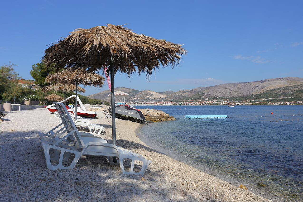 La spiaggia più vicina - Appartamenti con parcheggio Žedno, Bua - Čiovo