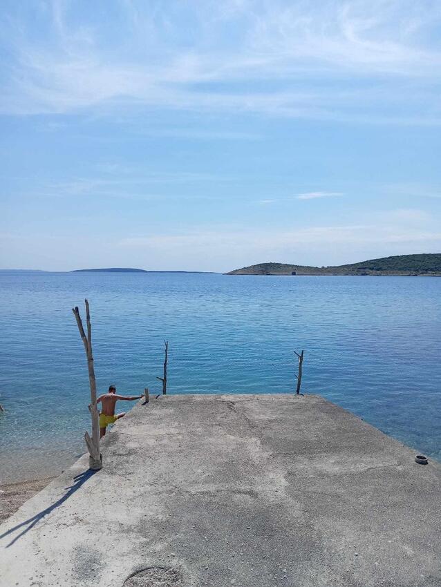 Najbliža plaža - Apartmani i sobe uz more Martinšćica, Cres