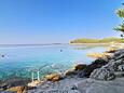 La plage  en ville Karbuni, Korčula.