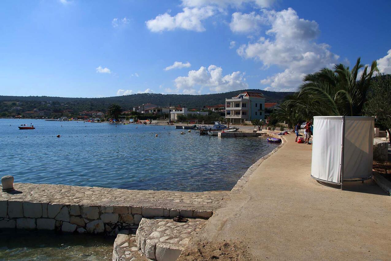 Nächster Strand - Haus mit Pool für Familien Vinisce, Trogir