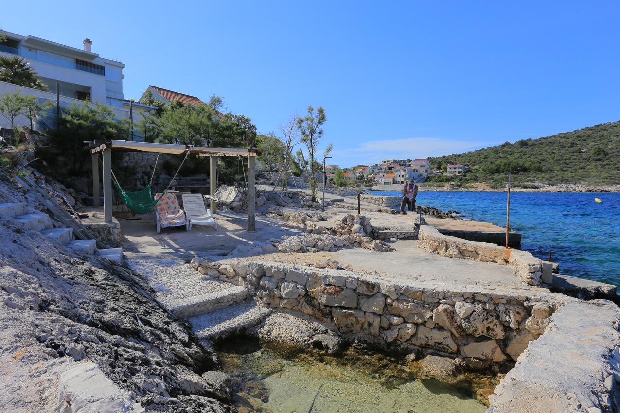 La spiaggia più vicina - Appartamenti accanto al mare Baia Ostricka luka, Rogosnizza - Rogoznica