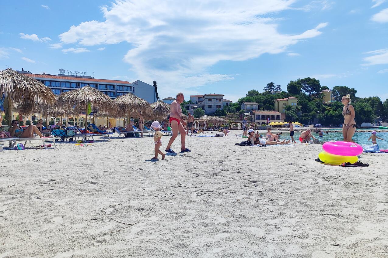 La spiaggia più vicina - Appartamenti con parcheggio Palit, Arbe - Rab