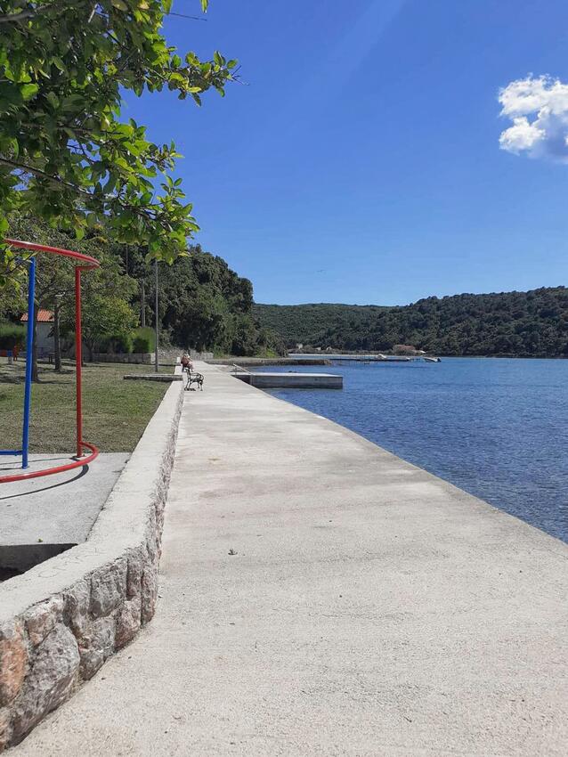 Nächster Strand - Ferienwohnungen am Meer Kampor, Rab
